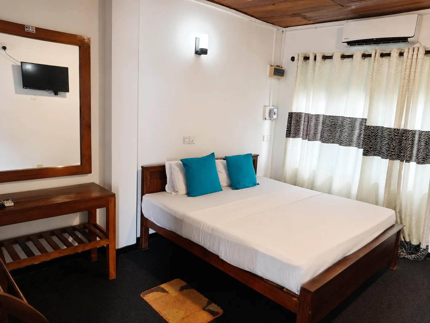 Clean bedroom at Villa Yuvin